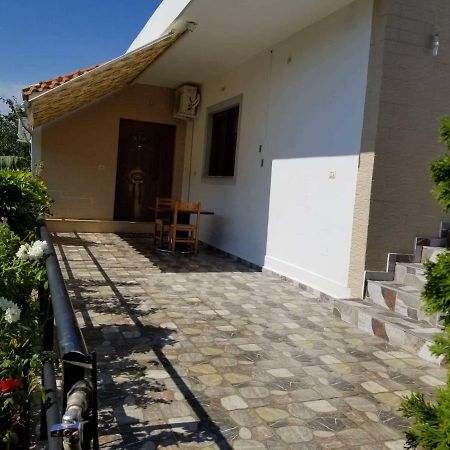 Guesthouse Aleks Ксамил Экстерьер фото