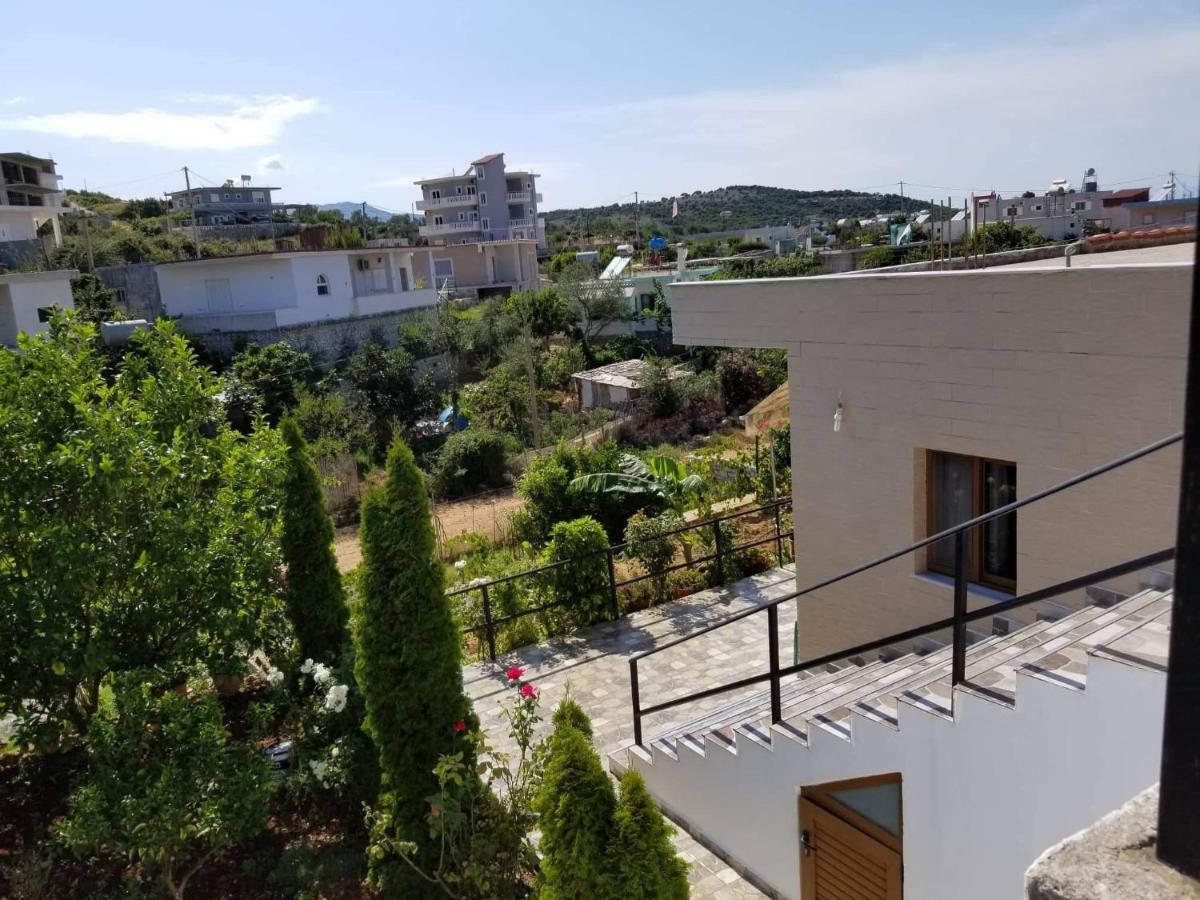 Guesthouse Aleks Ксамил Экстерьер фото