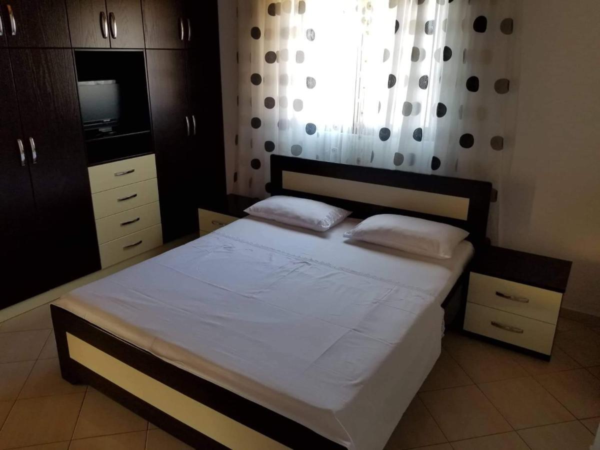 Guesthouse Aleks Ксамил Экстерьер фото